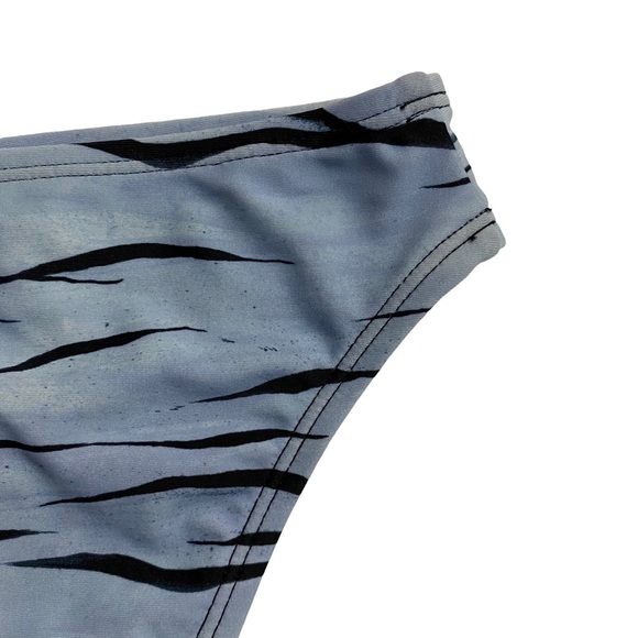 Hula Honey Blue Wild Cat Hipster Bikini Swim Bottoms Tiger Print Juniors Medium - Picture 12 of 15